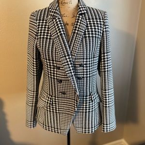 White House Black Market houndstooth blazer